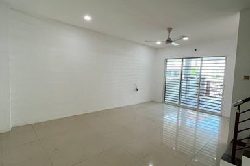 Taman Pengkalan Precinct 18