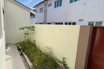 Taman Pengkalan Precinct 18