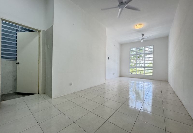 CASA RESIDENCES, CHEMOR