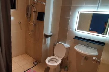 CASA RESIDENCES, CHEMOR