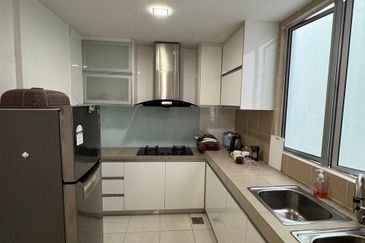 Pangsapuri Seri Tecoma