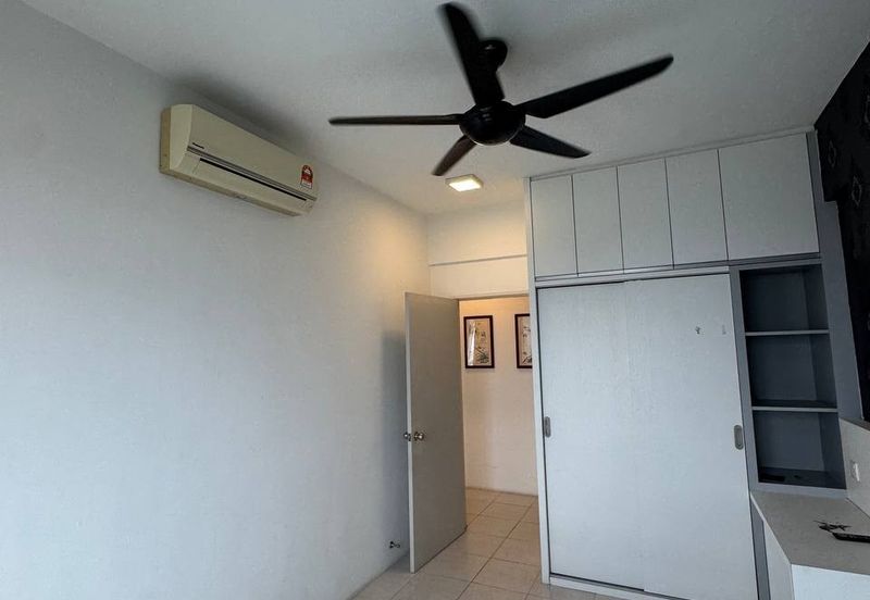 Pangsapuri Seri Tecoma