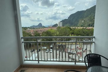 Alpine Village Apartment