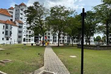 Alpine Village Apartment