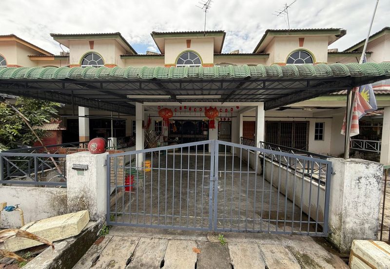 TAMAN LAPANGAN INDAH