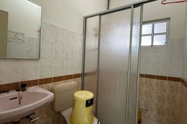 TAMAN LAPANGAN INDAH