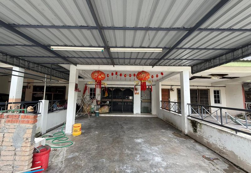 TAMAN LAPANGAN INDAH