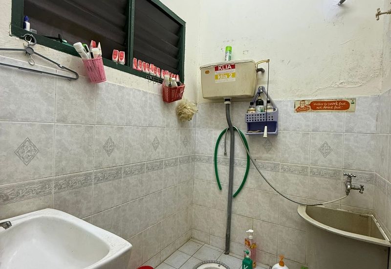 TAMAN LAPANGAN INDAH