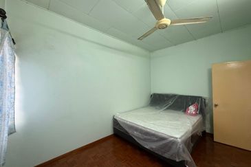 TAMAN LAPANGAN INDAH