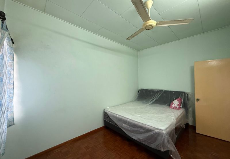 TAMAN LAPANGAN INDAH