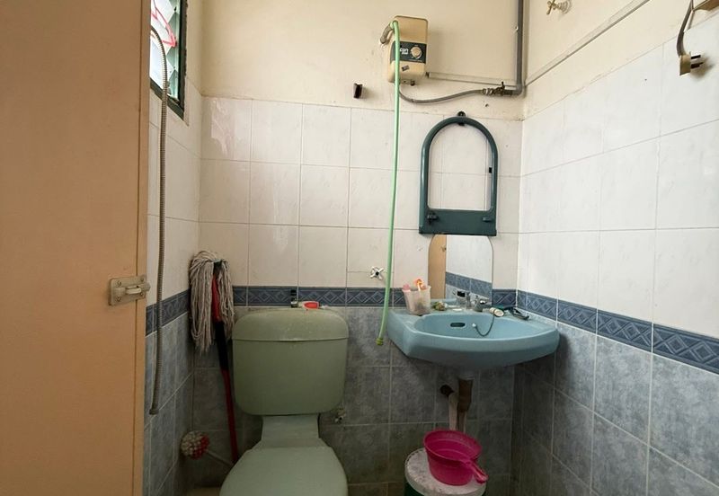 TAMAN LAPANGAN INDAH