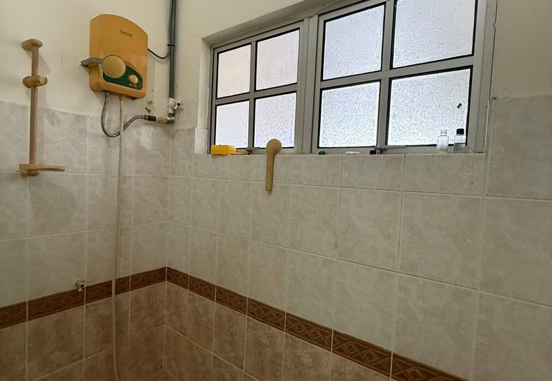 TAMAN LAPANGAN INDAH