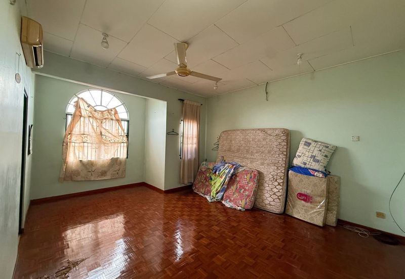 TAMAN LAPANGAN INDAH