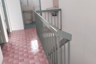 TAMAN CAHAYA BERCHAM