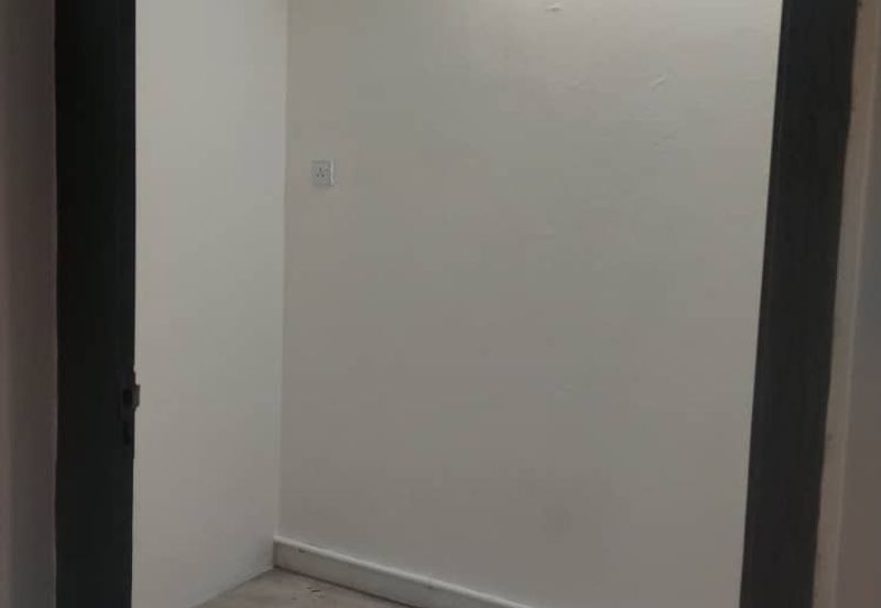 TAMAN CAHAYA BERCHAM