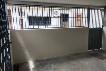 TAMAN CAHAYA BERCHAM