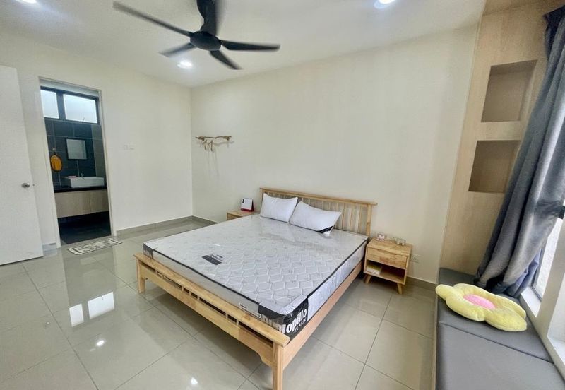 Upper East @ Tiger Lane