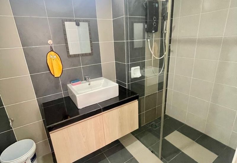 Upper East @ Tiger Lane