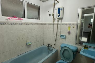 TAMAN LAPANGAN HILLCITY COND