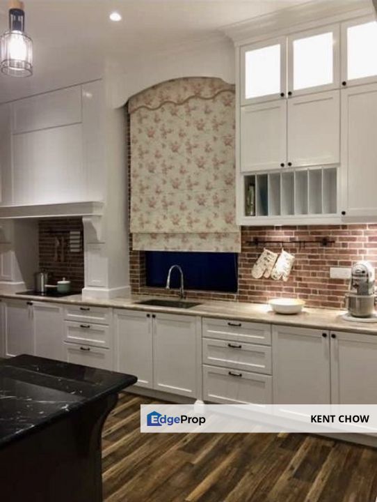 🏡 For Sale – Panorama Lapangan Akasia, Perak, Ipoh