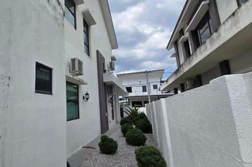 Panorama Lapangan Akasia @ Botani