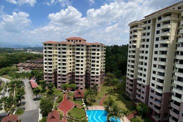 MERU VALLEY RESORT (GOLF VISTA APARTMENT