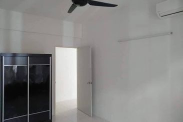 Pangsapuri Seri Tecoma