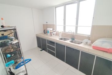 Pangsapuri Seri Tecoma