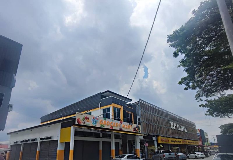 🏢 Double Storey Corner Shop Lot For Sale  📍 Jalan Lahat | Facing Main Road