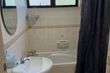 MERU VALLEY RESORT (GOLF VISTA APARTMENT