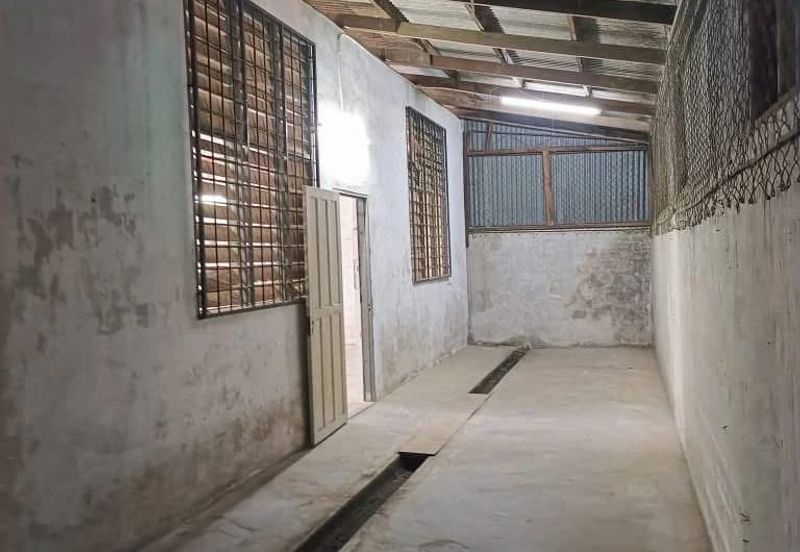 Jalan Pengkalan 1, Taman Pengkalan Jaya