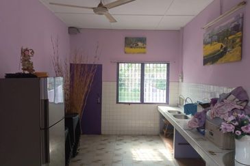 PASIR PUTEH/PENGKALAN