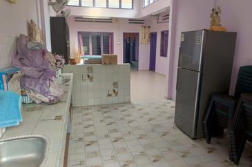 PASIR PUTEH/PENGKALAN