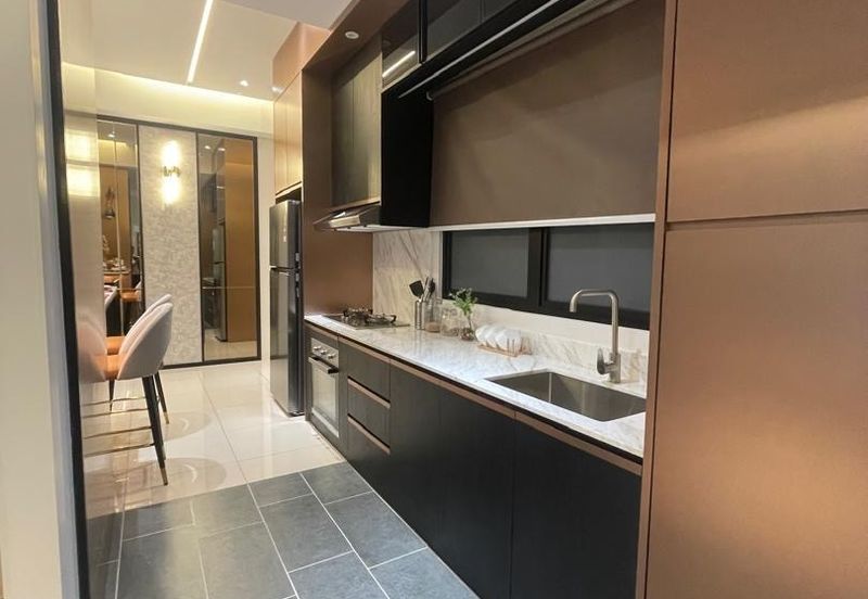 Piccadilly Service Residence @ Greentown