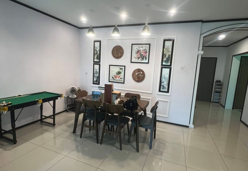 Manhattan Condominium