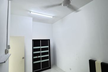 CASA RESIDENCES, CHEMOR