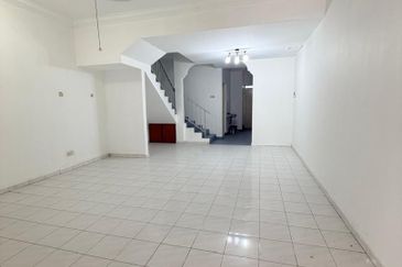 MEDAN PENGKALAN MAKMUR