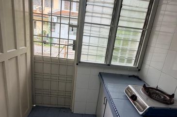 MEDAN PENGKALAN MAKMUR