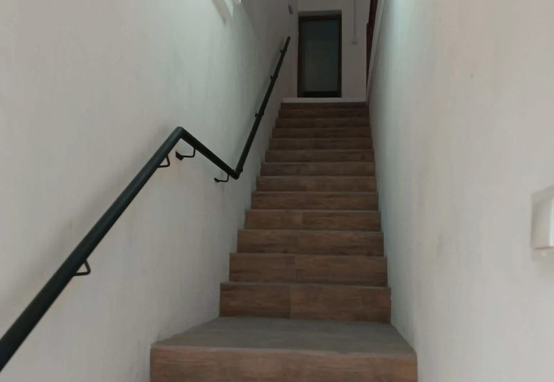 Jalan Pasir Puteh, Station 18