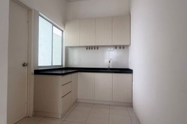 CASA RESIDENCES, CHEMOR