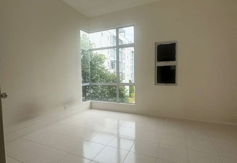 CASA RESIDENCES, CHEMOR