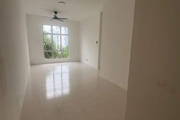 CASA RESIDENCES, CHEMOR