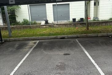 CASA RESIDENCES, CHEMOR