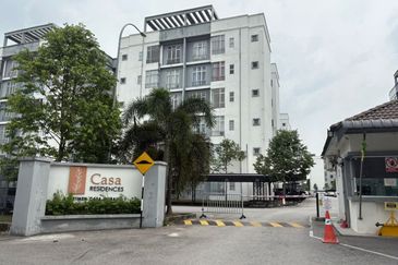 CASA RESIDENCES, CHEMOR