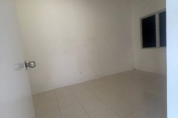 CASA RESIDENCES, CHEMOR