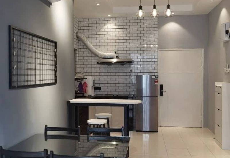 CASA RESIDENCES, CHEMOR