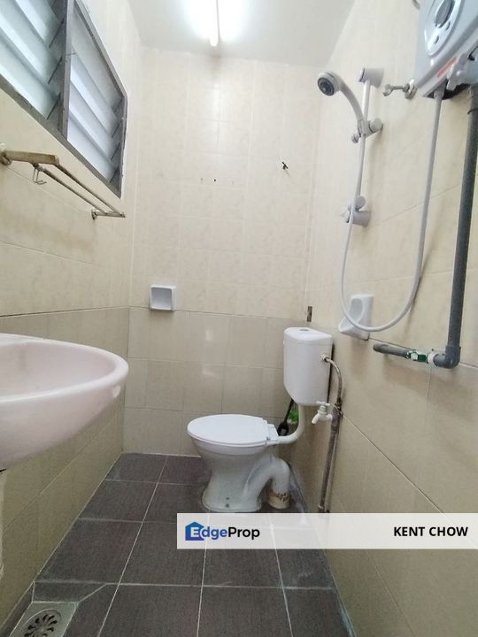 🏡 Double Storey Terrace House For Rent  📍 Location: Ipoh Garden East, Perak, Ipoh