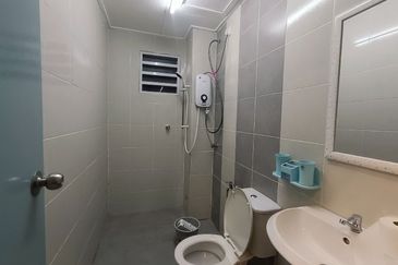 CASA RESIDENCES, CHEMOR