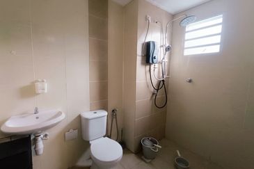 CASA RESIDENCES, CHEMOR