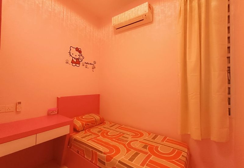 CASA RESIDENCES, CHEMOR